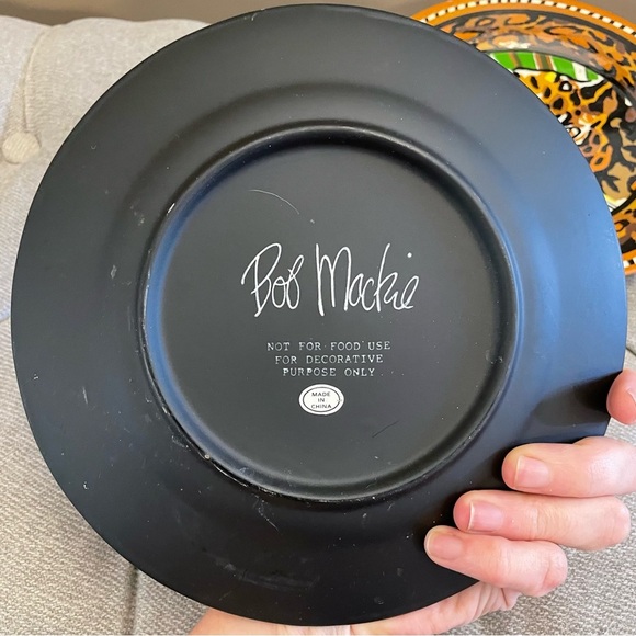 Vintage Bob Mackie Plate set of three - Picture 5 of 13